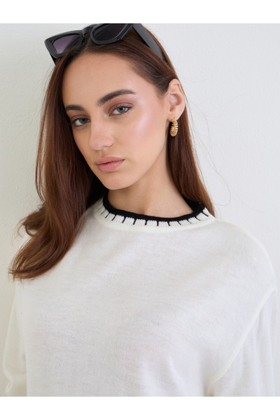 Styli Contrast Trim Knitted Sweater and Joggers Co-ords