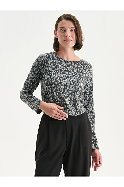 LC Waikiki Crew Neck Patterned Blouse