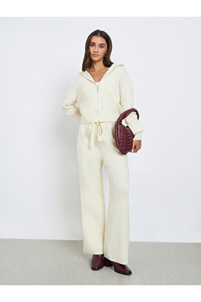 Styli Off White Knitted Sweater and Pants Co-ords