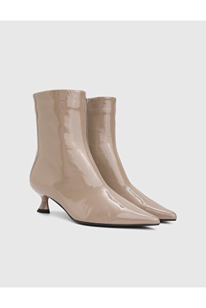 İLVİ Damian Genuine Wrinkled Patent Leather Cream Women's Heeled Boots