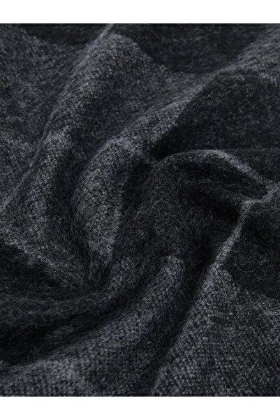 LC Waikiki Plaid Patterned Men's Scarf