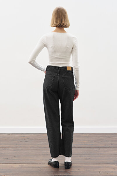 Manuka Straight Ankle Jean Pants Black