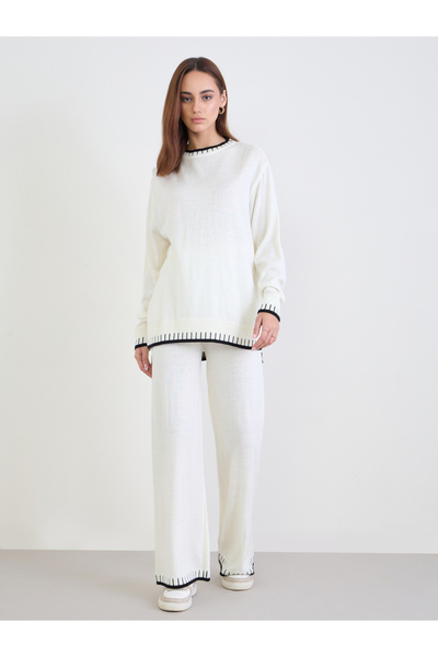Styli Contrast Trim Knitted Sweater and Joggers Co-ords