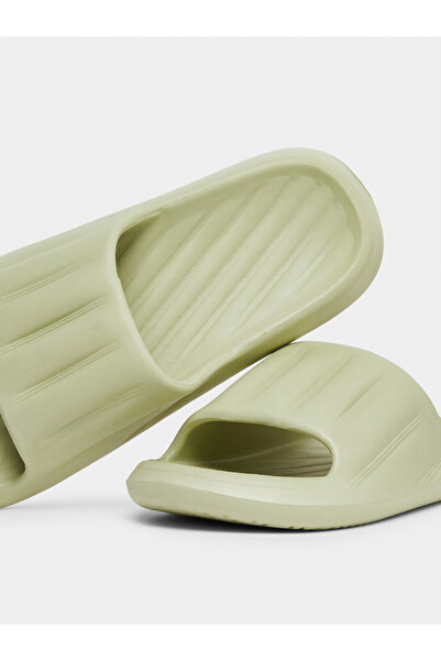 Take Two By Styli Solid Texture Anti-Slip Bathroom Slippers