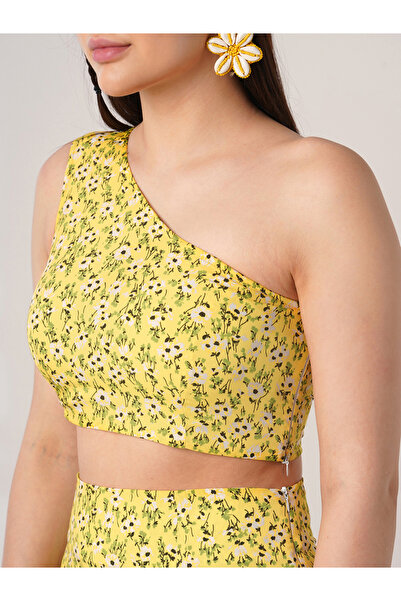 Globus By Styli Yellow Floral One-Shoulder Crop Top and Skirt Co-Ords