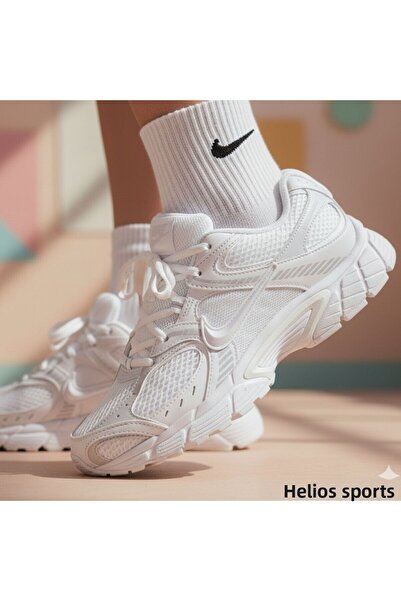 Nike Bílé sportovní boty RNR Unisex Retro bílé tenisky