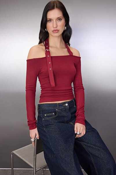 Trendyol Collection Burgundy Halter Neck Accessory Belt Detailed Fitted/Bodycon Knitted Blouse Twoaw26Bz00197
