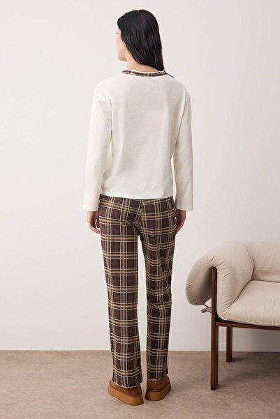 Trendyol Collection Кафяв комплект пижама от 100% памук с карета и сърца THMAW26PT00063