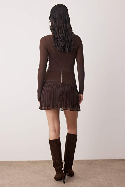 Trendyol Collection Brown Lined Pleated Woven Mini Chiffon Skirt Twoaw26Et00055