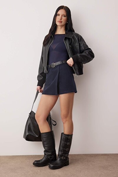 Trendyol Collection Шорти та бермуди Lacivert TWOAW21SR0037