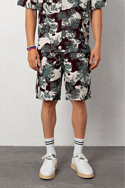 Plus Eighteen White Authentic Quilted Men's Shorts