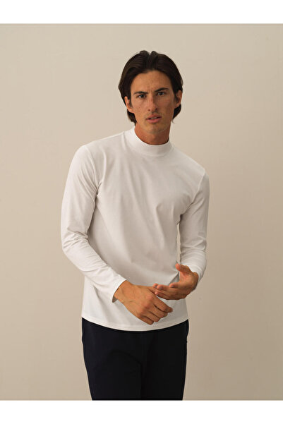 Xint Erkek Kbeyaz Yarım Balıkçı Yaka Slim Fit Modal Basic Tişört