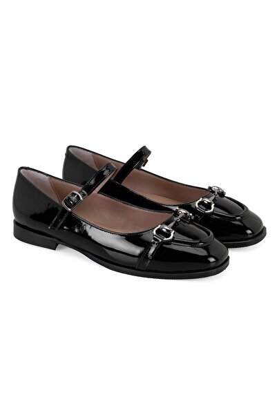 Desa Women's Black Chain Detailed Mary Jane Patent Leather Ballerinas