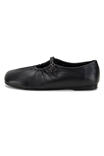 Desa Women's Black Mary Jane Leather Ballerinas