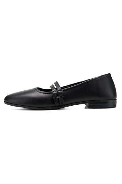 Desa Women's Black Leather Ballerinas