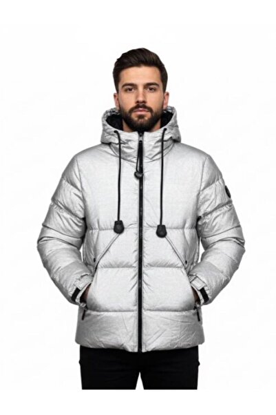 Plus Scorpion Modern men’s jacket, warm and lightweight, featuring a metallic design and a hood.