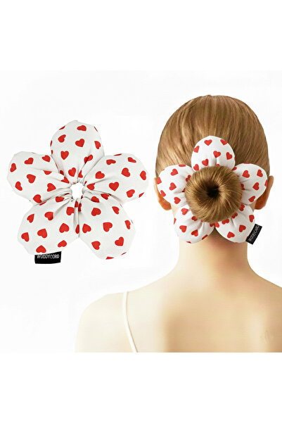 woodycord El Yapımı Beyaz Üstü Kırmızı Kalp Desenli Pofuduk Scrunchie Topuz T...
