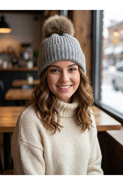 OnMyHead Γκρι πλεκτό καπέλο με πλέγμα και πομπόν
