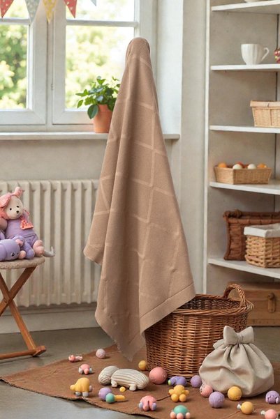 Babymio Baklava Pattern Linked Blanket