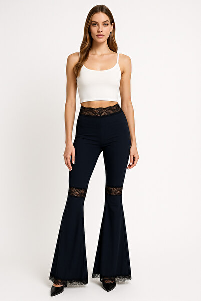 DEEP SECRET Παντελόνι με φουσκωτό πόδι με λεπτομέρεια από δαντέλα