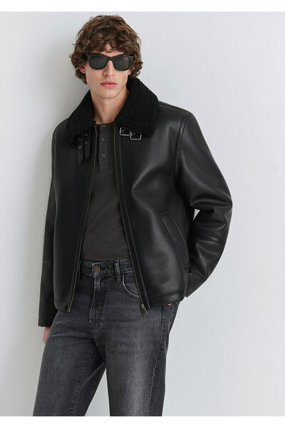 Mavi Μαύρο μπουφάν από συνθετικό δέρμα με λεπτομέρεια από ψεύτικη γούνα, κανονική εφαρμογή / κανονική εφαρμογή 0110670-71379