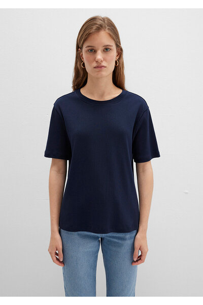 Mavi Navy Blue Basic T-Shirt Semi Slim Fit / Semi-Tight Fit 1612916-86623