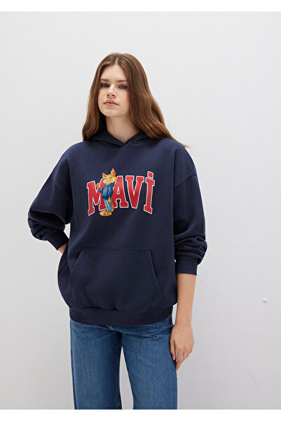 Mavi سويت شيرت بشعار القط باللون الأزرق الداكن 1S10461-70488