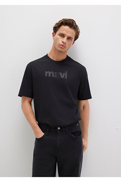 Mavi Schwarzes T-Shirt mit Logo-Print, lockere Passform 0611807-900