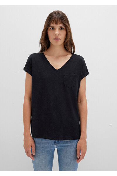 Mavi Schwarzes Basic-T-Shirt mit V-Ausschnitt, lockere Passform / lockere, entspannte Passform 1600961 -900