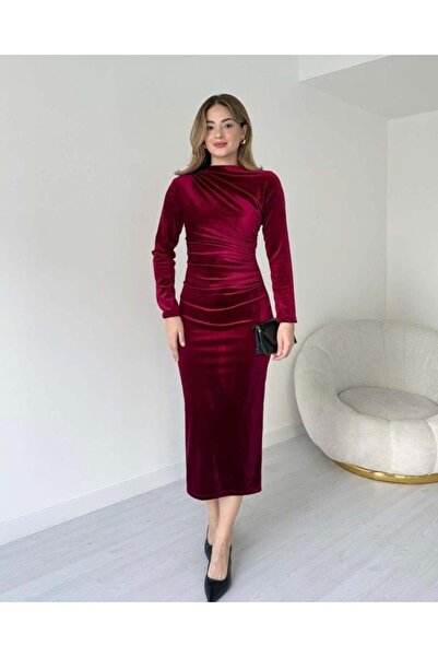 Ekince Γυναικείο μακρυμάνικο φόρεμα με λεπτομέρεια από βελούδινο ύφασμα μεσαί...