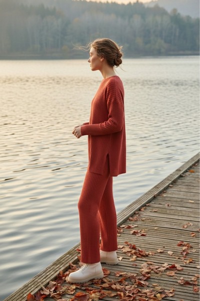 EYYE Tégla pamut bordázott női blúz nadrág kétrészes szett