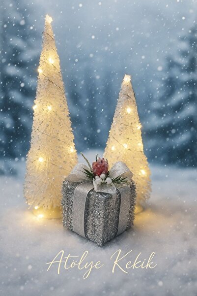 AtölyeKekik LED Işıklı Kar Simli Yılbaşı Çam Ağacı Seti + Dekoratif Hediye Ku...