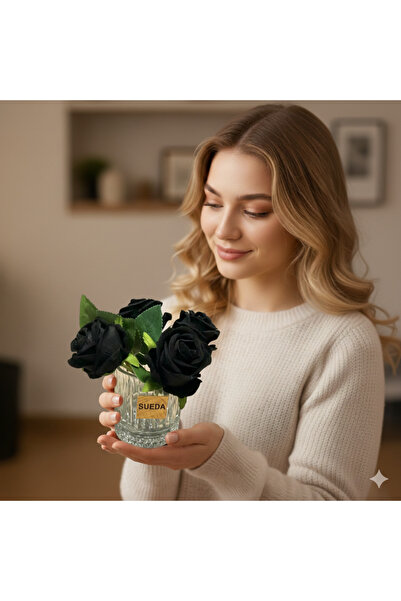 baskıtek İsimli Cam Vazoda Islak Yapay Siyah Gül, sevgiliye hediye, doğum gün...