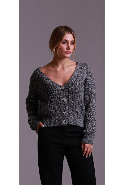 sistra V YAKA GRİ KIRÇILLI DÜĞMELİ HIRKA