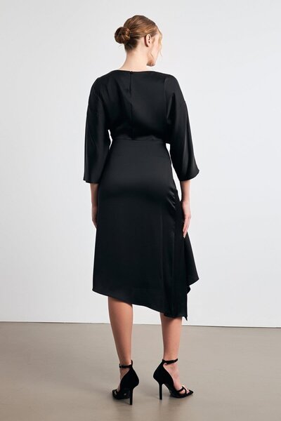 Setre Rochie midi cu mâneci lungi - confortabilă croială și negru cu talie ajustată