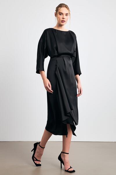 Setre Rochie midi cu mâneci lungi - confortabilă croială și negru cu talie ajustată