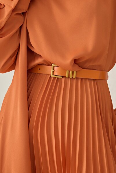 Setre Темно-помаранчева плісирована сукня міді з довгим рукавом і поясом