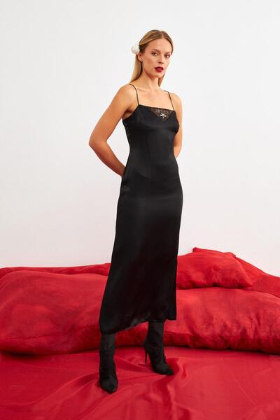 Setre Rochie neagră mini cu bretele, lungime midi - Detaliu transparent