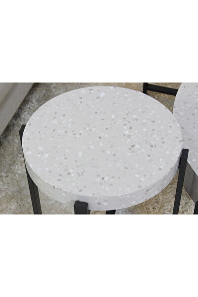 Almonfared table set