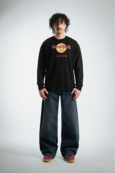 UKHWD SUPPLY Hard Rock Cafe Barcelona Men's Black Long Sleeve T-Shirt