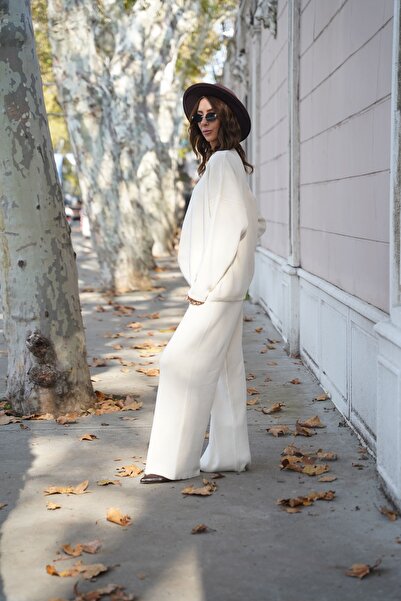 KHOLE Beige Knitwear Sweater Set