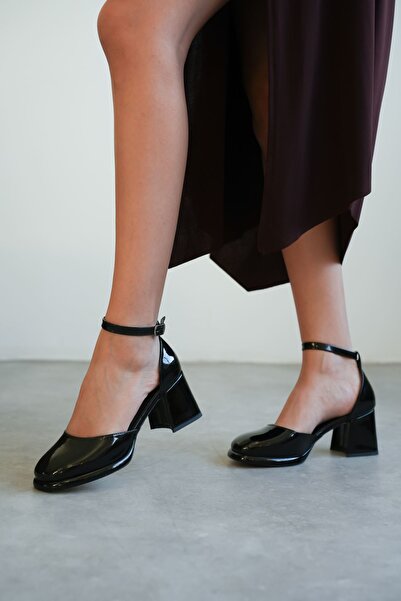 MODAADAM Women's Penida Platform Heeled Shoes - black-patent leather