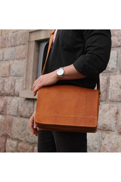 JINJI HANDMADE GOODS Deri Postacı Çanta