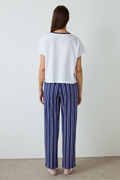 Penti Optikai fehér Hello Kitty csíkos rövid ujjú pamut nyakú pizsama szett