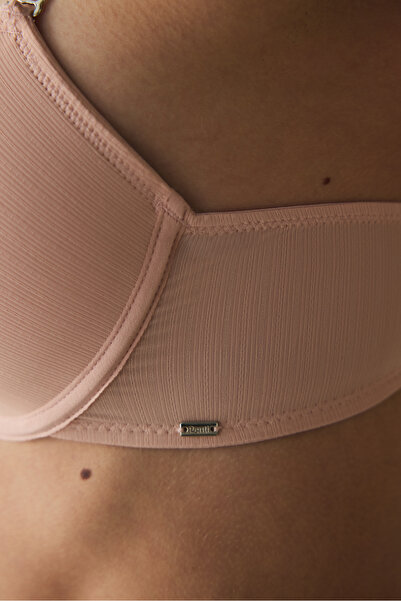 Penti Világos por rózsaszín alapfelszereléses merevítős push-up melltartó