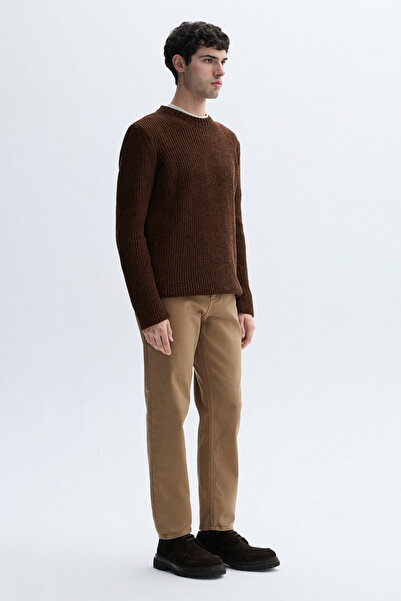 Mudo Straight Fit Pants