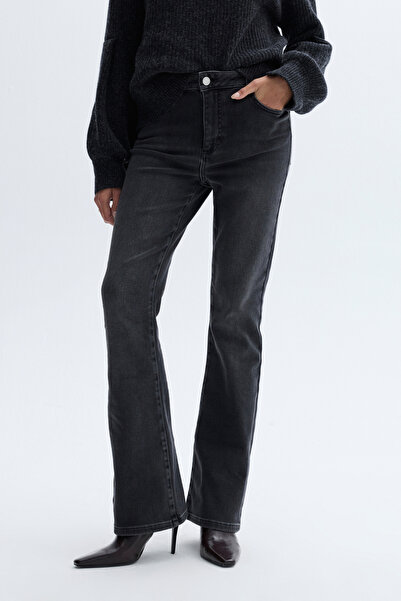 Mudo Flare Fit Jean Pants