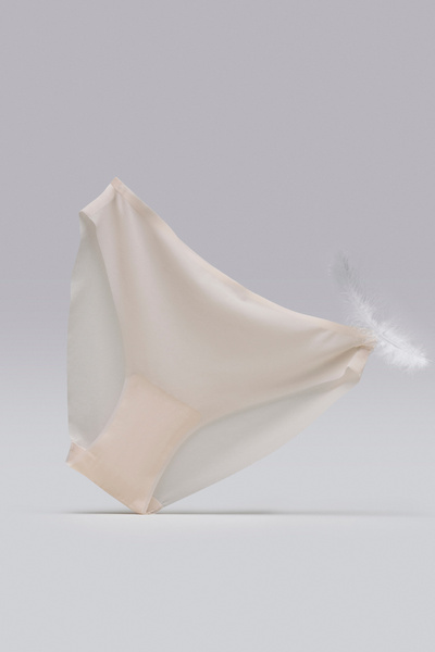 Penti Zerogram - Invisible Light Seramik Bej Hipster Külot