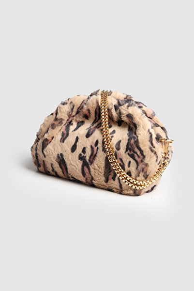 La La'Graccio Paris La'Graccio Paris Women's Secra Plush Strap Bag Leopard Pattern