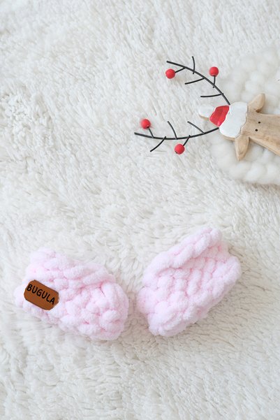 Bugula Baby Knitted Booties 0-3m Pink Alize Puffy Plush Handmade Newborn Shoes